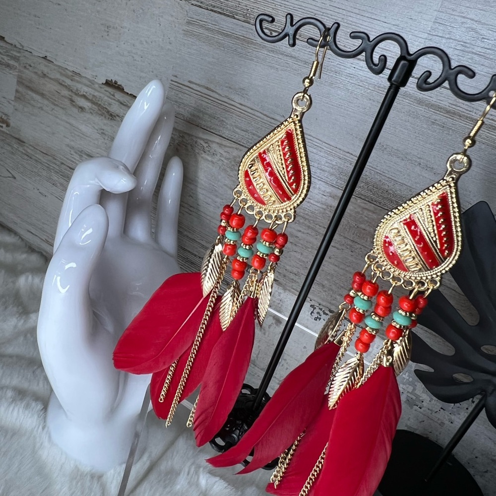 NWT red boho feather earrings. - Picture 7 of 7